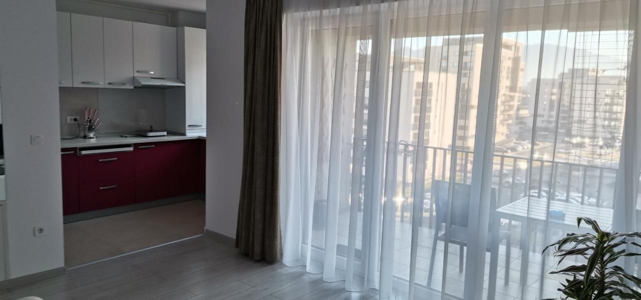 Coresi Deluxe Apartment Braşov Esterno foto