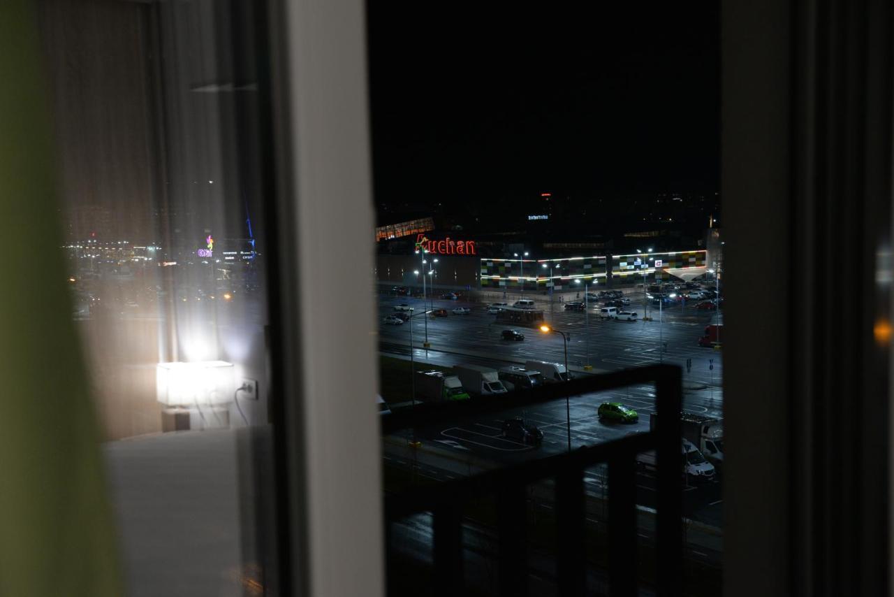 Coresi Deluxe Apartment Braşov Esterno foto
